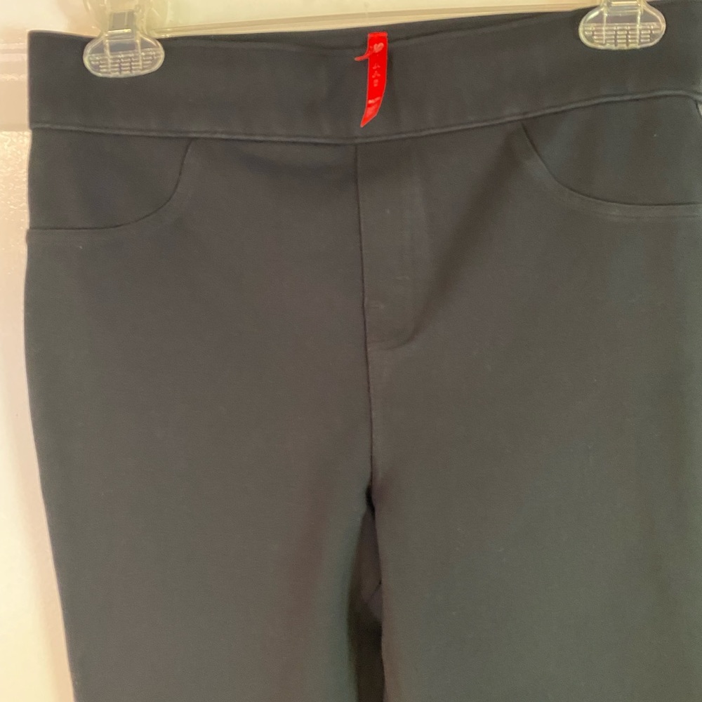 Black leggings. Spanx